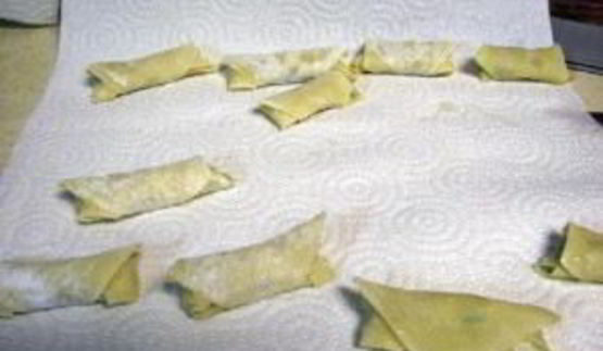 тун тун — тайские яичные роллы