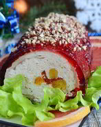 Куриный рулет в гранатовом желе