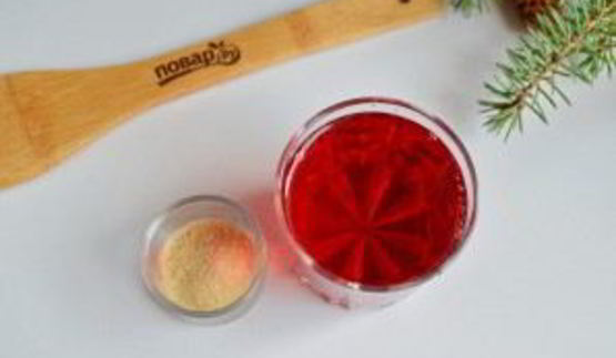 куриный рулет в гранатовом желе