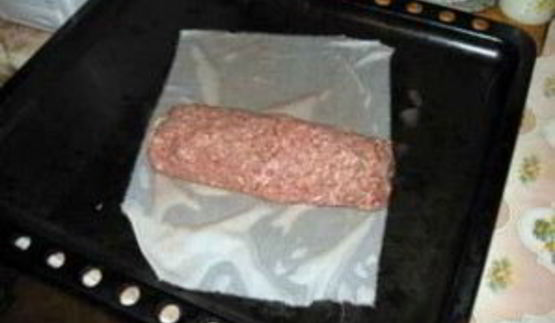 мясной рулет с макаронами