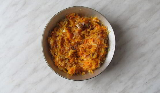 мясной рулет с овощами