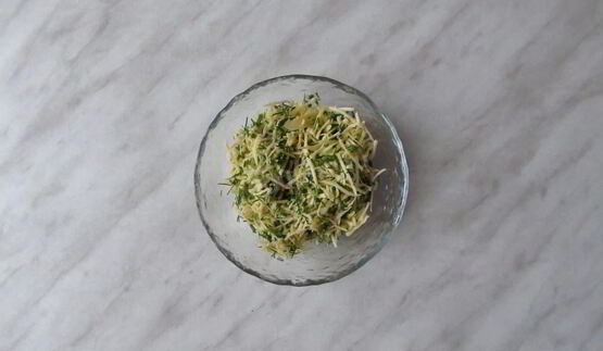 мясной рулет с овощами