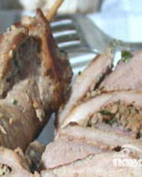 Мясные рулетики с ореховой начинкой