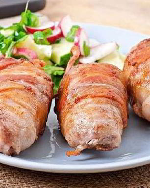 Мясные рулетики с томатно-сливочным соусом