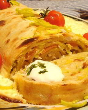 Паста-рулет с курицей и беконом для защитников Отечества