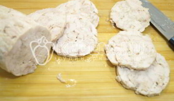 рулет из курицы деликатесный