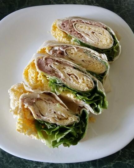 Рецепт рулета из лаваша с печенью трески