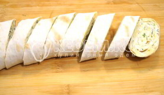 рулет из лаваша с сыром