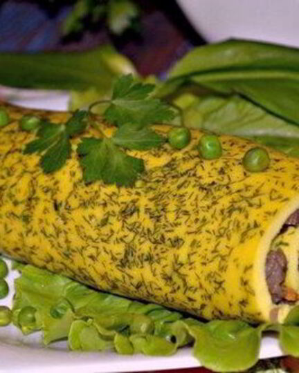 Рецепт рулета из омлета с грибами