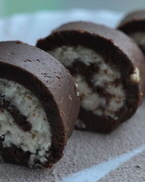 Рулет из печенья без выпечки