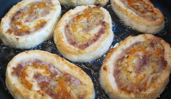 рулет с фаршем