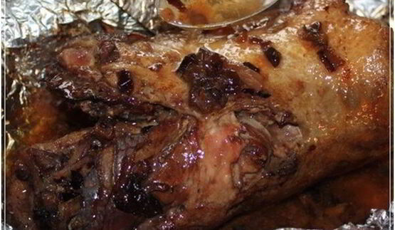 рулет с яблоками и черносливом