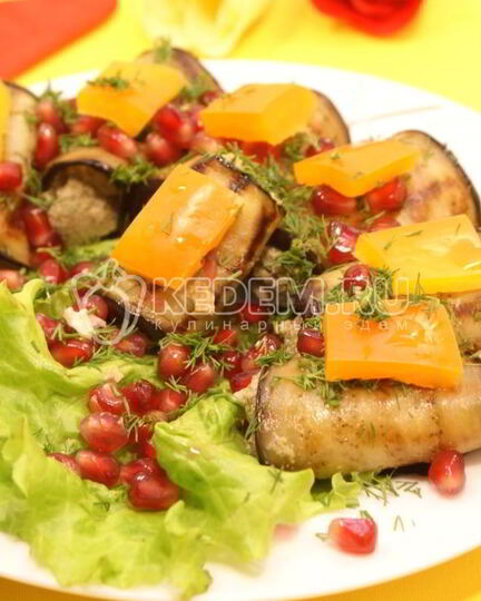 Рецепт рулетиков из баклажанов с орехами