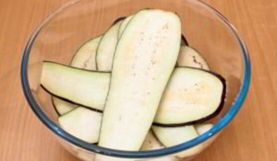 рулетики из баклажанов