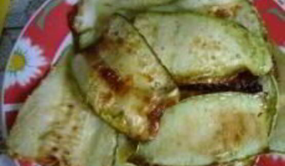 рулетики из кабачков с помидорами