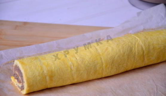 сырный рулет с паштетом из печени