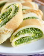 Яичные рулетики с начинкой