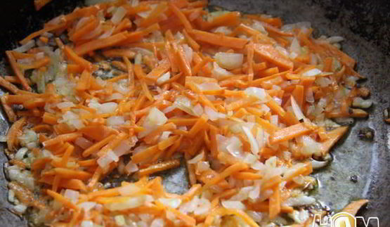 яичные рулетики с печеночной начинкой