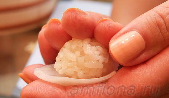 нигири-суши с кальмаром