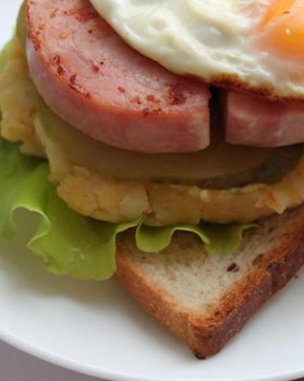 Рецепт открытого сэндвича с картофелем и ветчиной