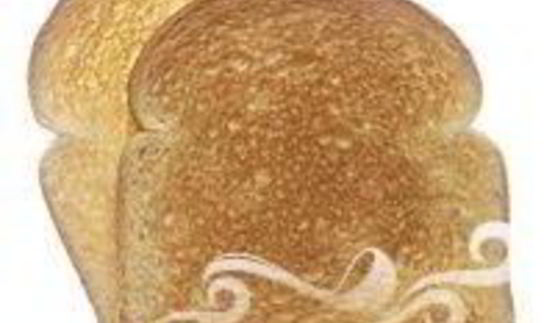 сэндвич с индейкой, листовым салатом и помидором