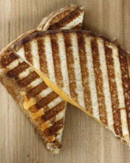 Рецепт сэндвичей на гриле с сыром и яблоками