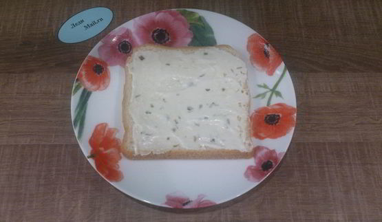 сэндвичи с колбасой и сыром