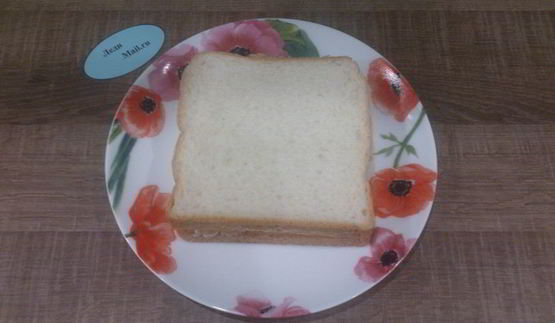 сэндвичи с колбасой и сыром