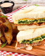 Сэндвичи с яйцом и беконом