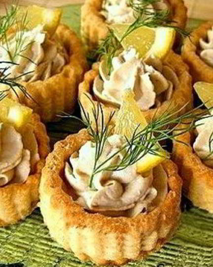 Рецепт сырных тарталеток с кунжутом