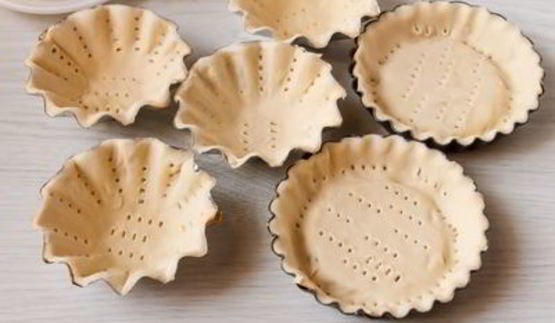 тарталетки с белыми грибами