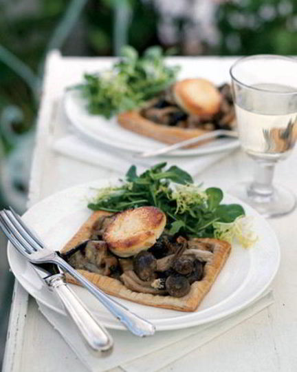 Рецепт тарталеток с грибами, козьим сыром и эстрагоном