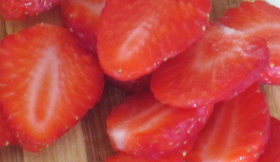 тарталетки с клубникой и белым шоколадом