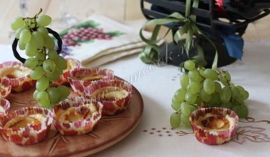 тарталетки с козьим сыром и медом