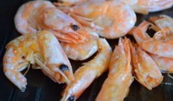 тарталетки с креветками и сыром