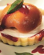 Тарталетки с персиками