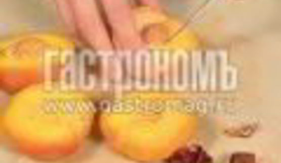 тарталетки с персиками