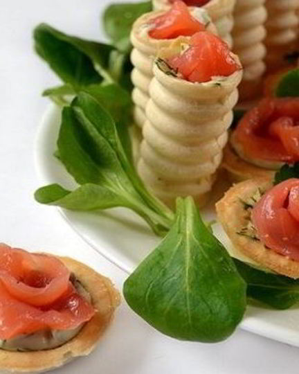 Рецепт тарталеток с семгой и сыром