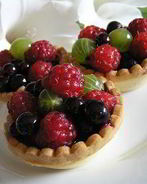 Тарталетки с ягодами