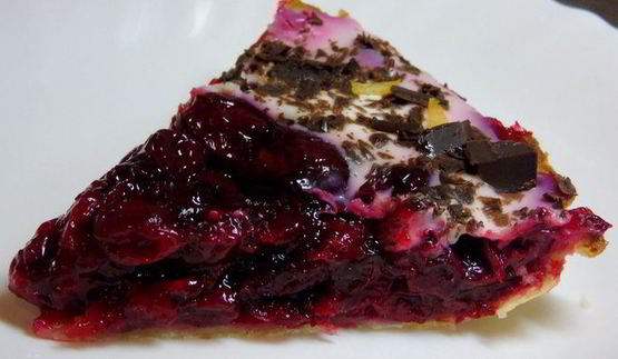 сметанный тарт с вишней и вином