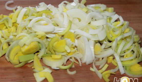 тарт из поленты с луком пореем