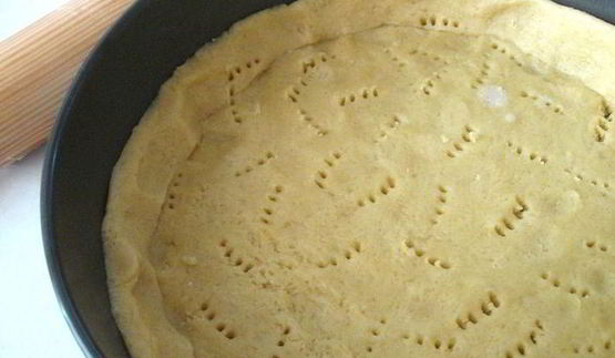 тарт с франжипаном и карамелизованной грушей