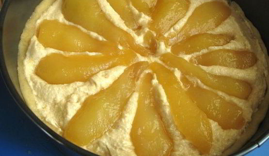 тарт с франжипаном и карамелизованной грушей