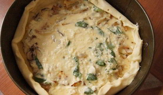 тарт с кабачком и базиликом на слоеном тесте