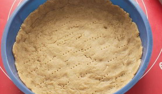 тарт с капустой и перепелиными яйцами