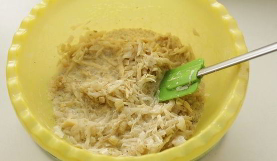 тарт с капустой и перепелиными яйцами