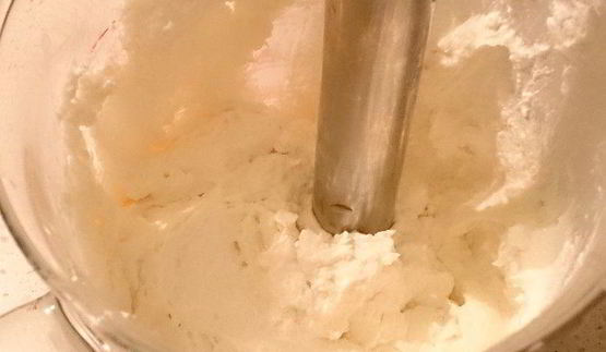 тарт с клубничным муссом и желе