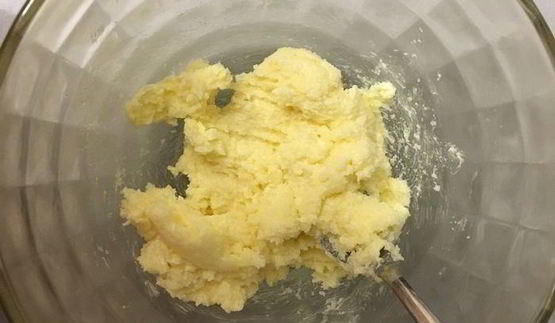 тарт с клюквой в сметанной заливке