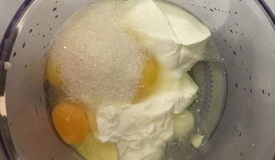 тарт с клюквой в сметанной заливке