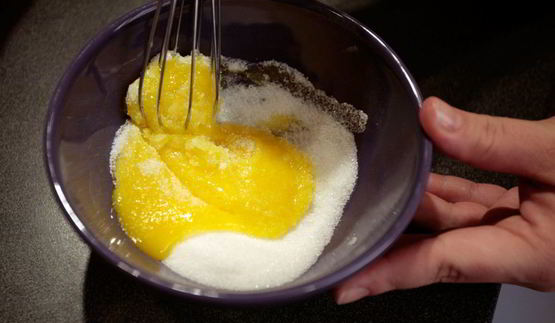 тарт с лимонной начинкой и белковым кремом